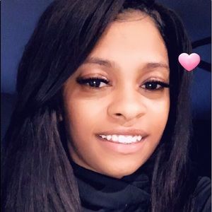 Meet your Posher, Janel